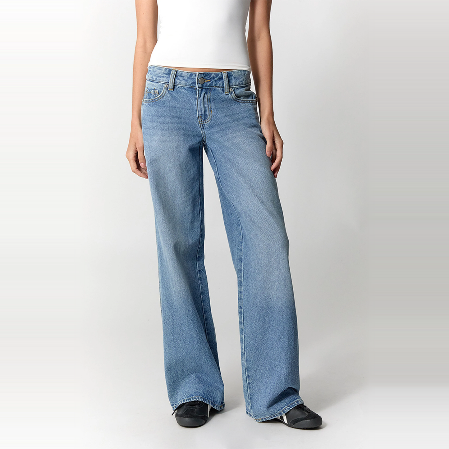 Curvelift™ Women's Low Rise Baggy Jeans